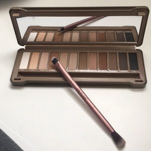 Okalan Matte Eyeshadow Palette